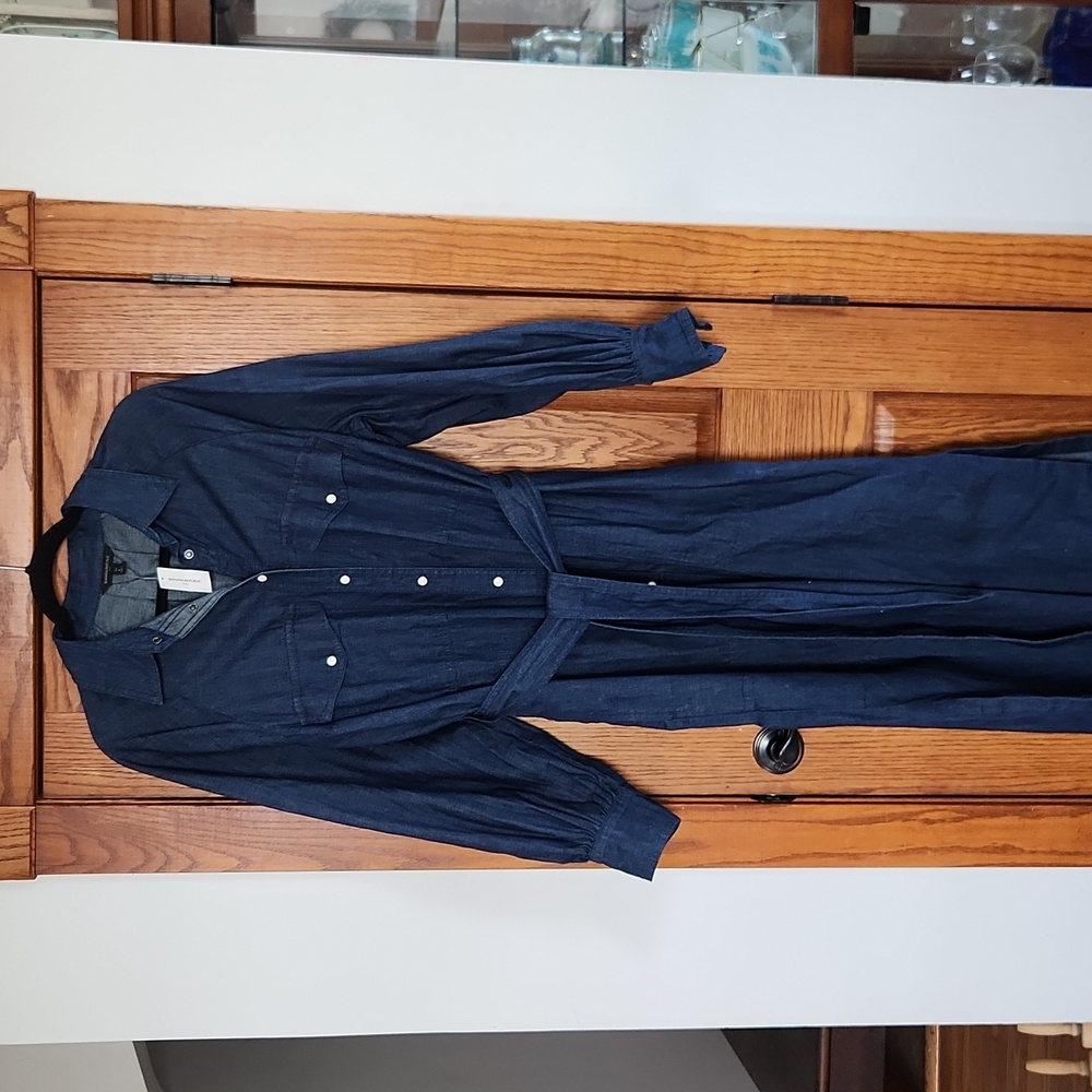NWT Banana Republic Tall Large Denim dress with pockets and belt tie